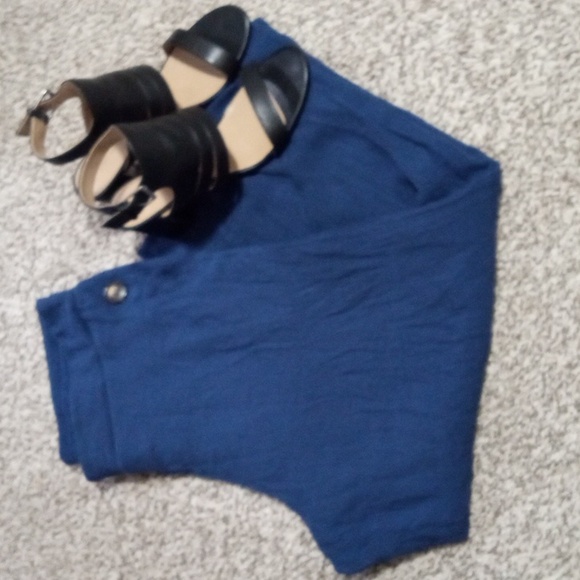 🌟🌟Free shoes🌟🌟 with purchase of Women's Apt.9 wide leg pants - Picture 7 of 9